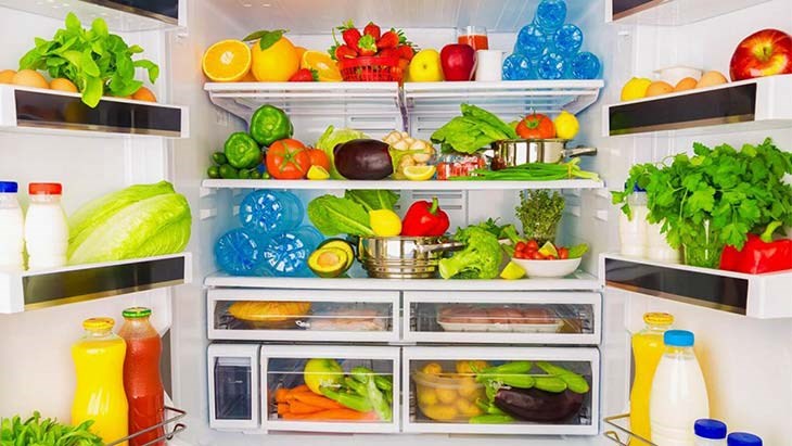Để hơi lạnh được lan tỏa đồng đều và giữ thực phẩm tươi ngon hơn, bạn nên dàn đều thực phẩm
